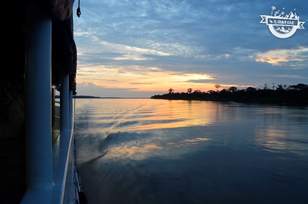 Cronica barco Tabatinga a Manaos - Atardecer
