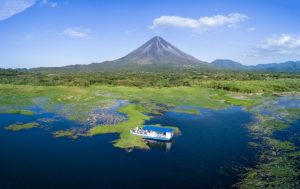 lago y volcan arenal ecoterra
